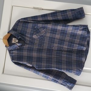 NWOT...Field & Stream button down plaid shirt!